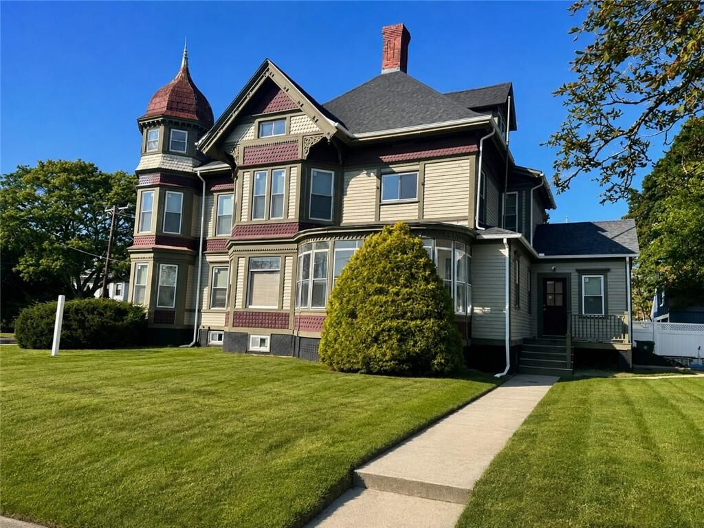 Property Photo:  474 Main Street  RI 02895 