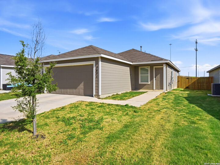 Property Photo: 7851 Nessie Trl TX 78227