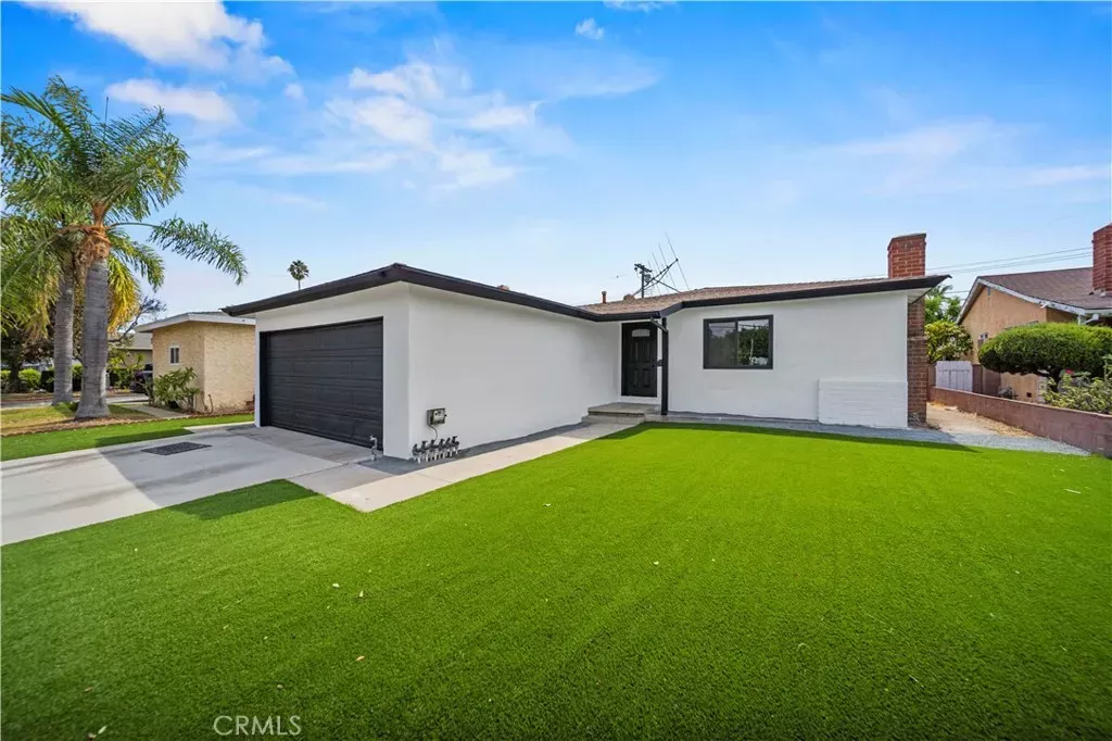 Property Photo:  9183 Beachy Avenue  CA 91331 