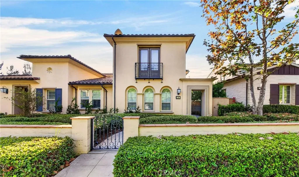 Property Photo:  39 Arrowhead  CA 92618 