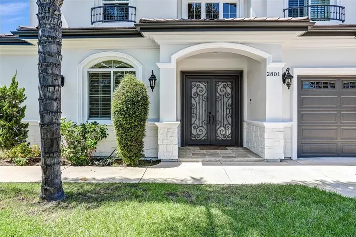 Property Photo:  2801 Holly  CA 91007 