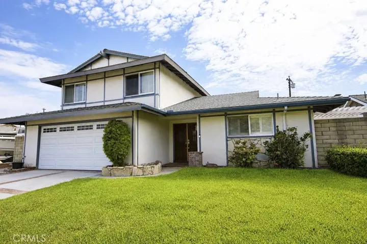 Property Photo:  19832 Chesapeake Lane  CA 92646 