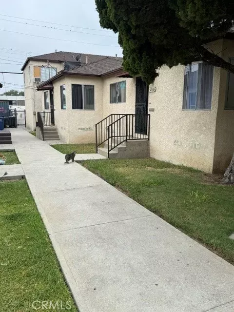 Property Photo:  5240 Via San Delarro  CA 90022 