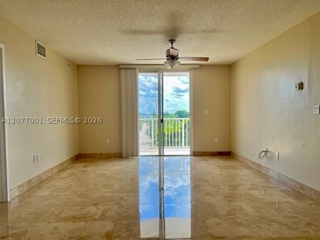 Property Photo:  1555 N Treasure Dr 412  FL 33141 