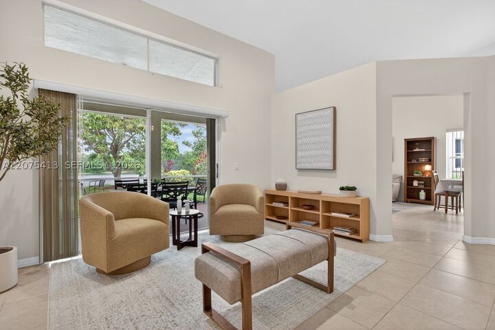 Property Photo:  370 Carrington Dr  FL 33326 