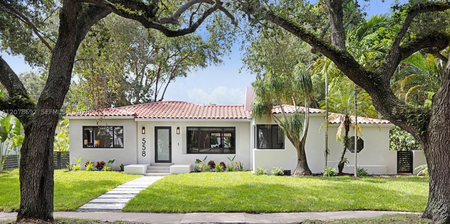 Property Photo: 558 NE 94th St FL 33138