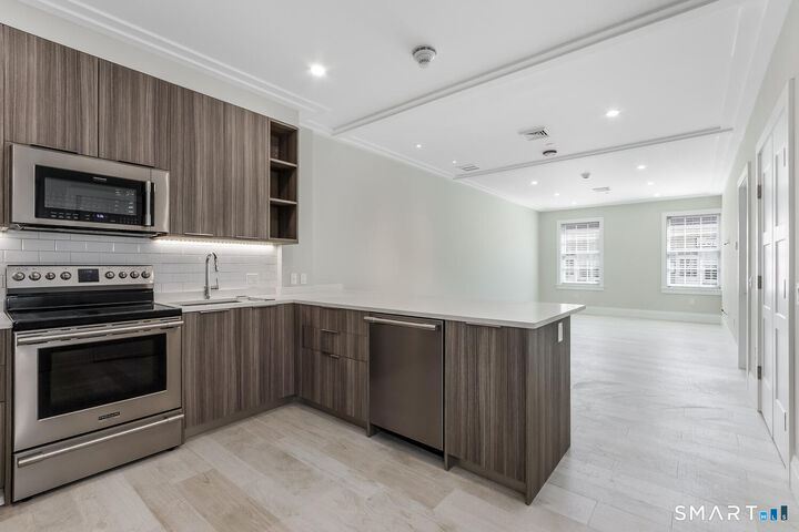 Property Photo: 1990 Bronson Road 3 CT 06824