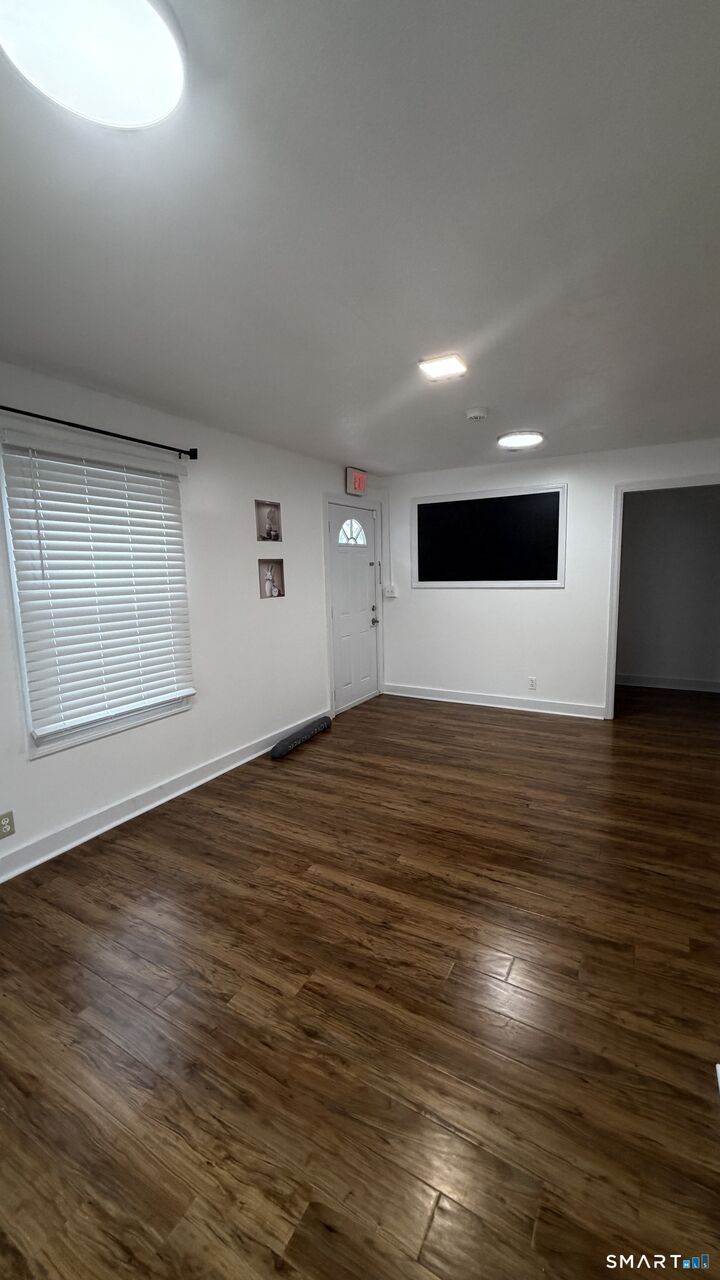 Property Photo:  26 Elm Street C  CT 06098 