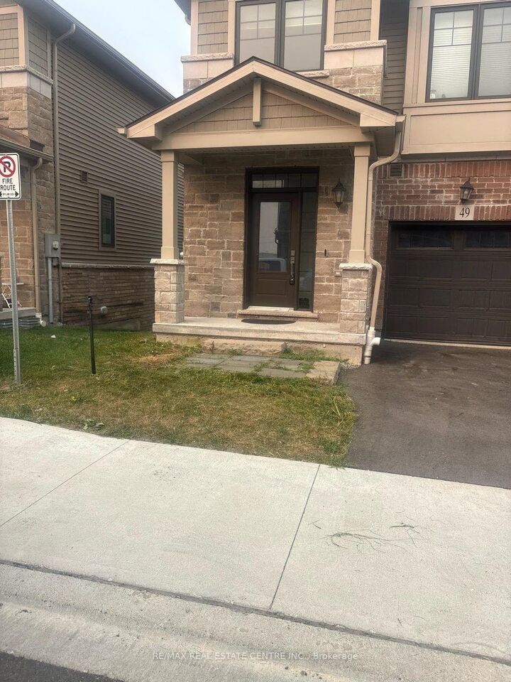 Property Photo:  100 Hollywood Court 49  ON N1R 0C5 