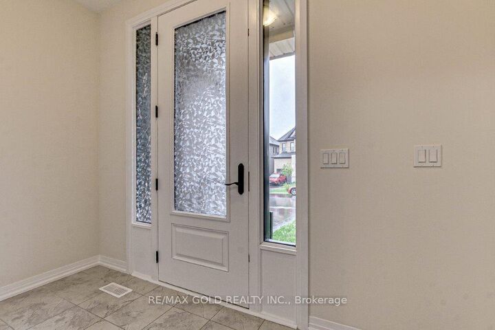 Property Photo: 120 Huntingford Trail ON N4T 0M3