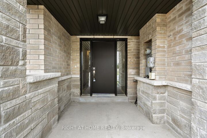 Property Photo:  6 Blue Forest Crescent  ON L9J 0N3 