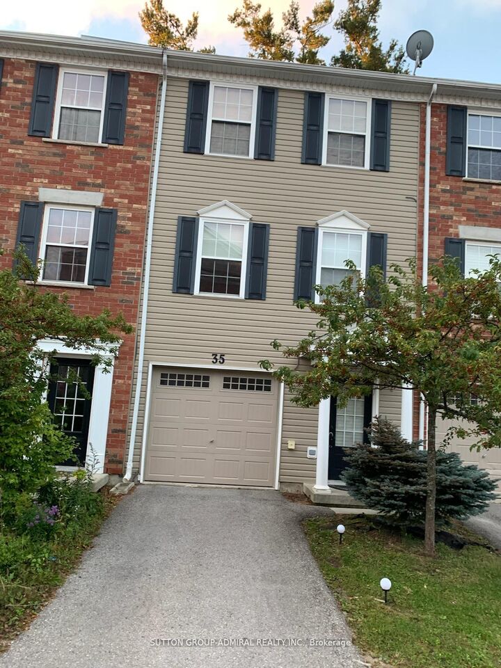 Property Photo:  91 Coughlin Road 35  ON L4N 0L5 