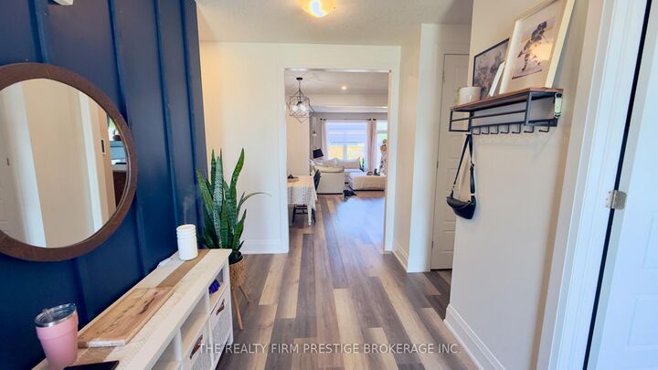Property Photo:  213 Leitch Street  ON N0L 1J0 