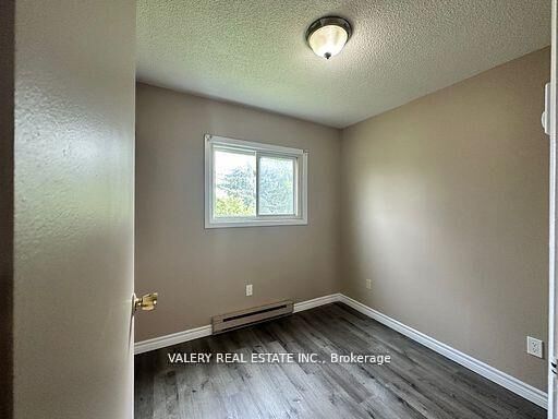 Property Photo:  7 Lowndes Avenue 12  ON L4P 4C5 