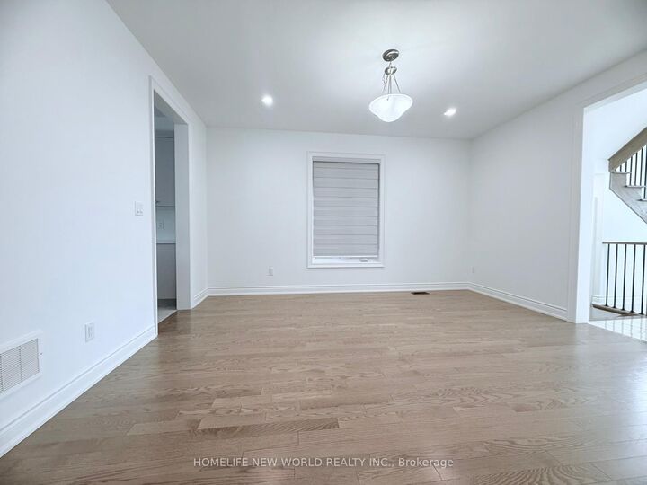 Property Photo: 546 Baker Hill Boulevard ON L4A 5G3
