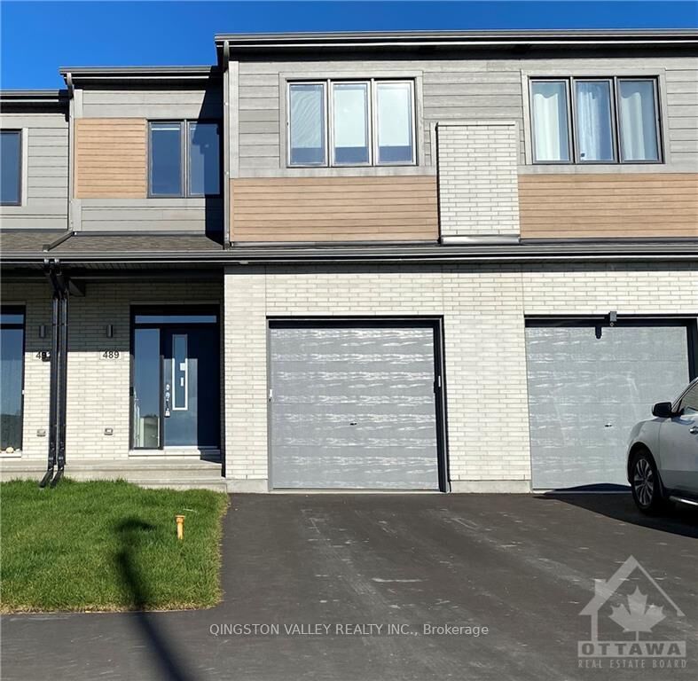 Property Photo:  489 Cope Drive  ON K2V 0P1 
