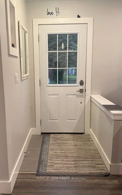 Property Photo:  919 Rose Street  ON N3H 2G4 