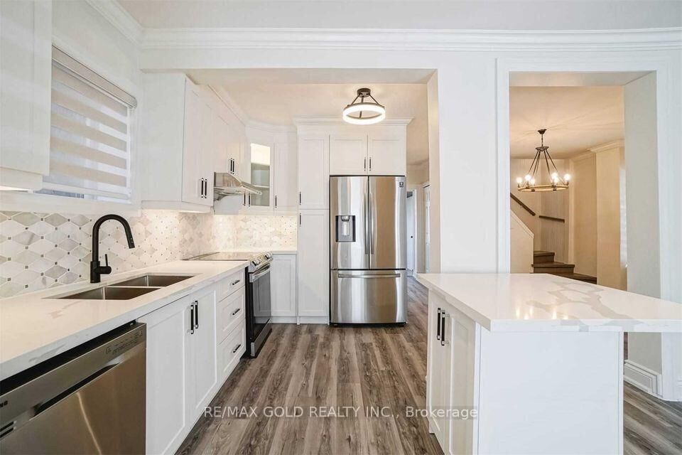 Property Photo:  4 Adamson Street S  ON L0P 0A2 