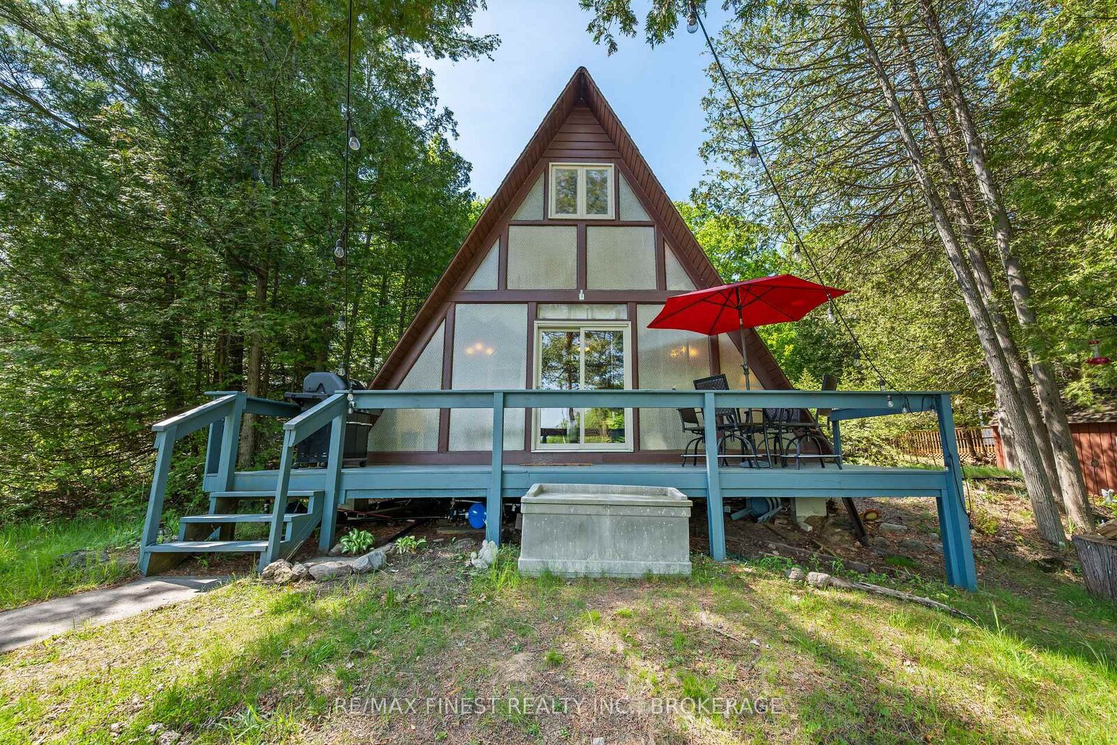 Property Photo:  53 Hillside Lane  ON K0H 2W0 