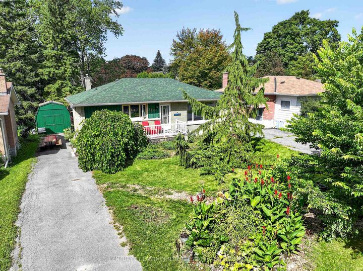 Photo de la propriété: 244 Yonge Street ON K7M 1G5