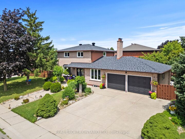 Property Photo:  87 Monte Drive  ON L8G 4M4 