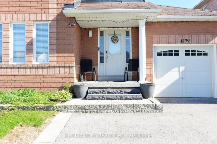 Property Photo:  1199 Andrade Lane  ON L9S 4X6 