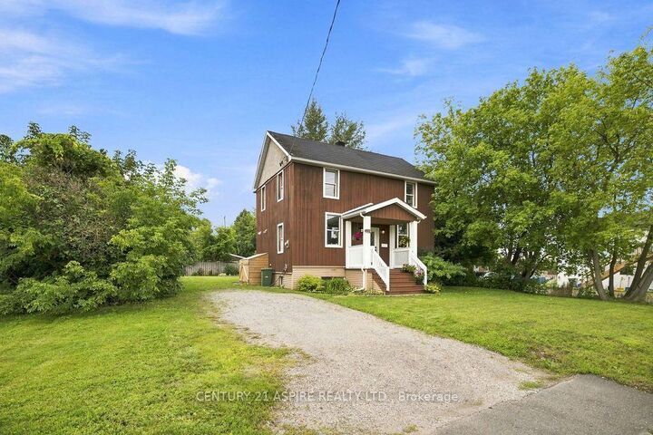 Property Photo:  224 Nelson Street  ON K8A 3N2 