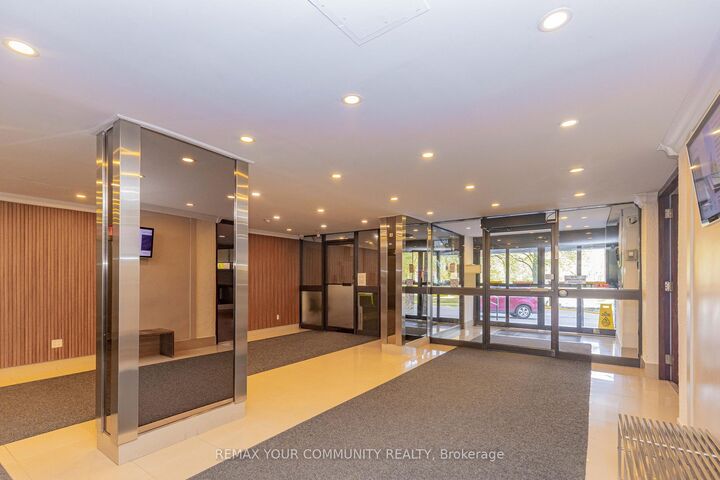 Property Photo:  85 Emmett Avenue 708  ON M6M 5A2 