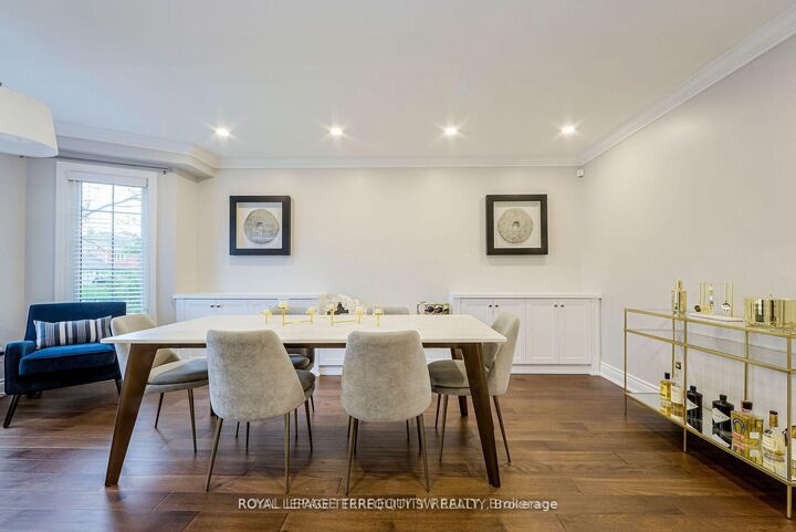 Property Photo:  2025 Parklane Crescent  ON L7M 3V6 