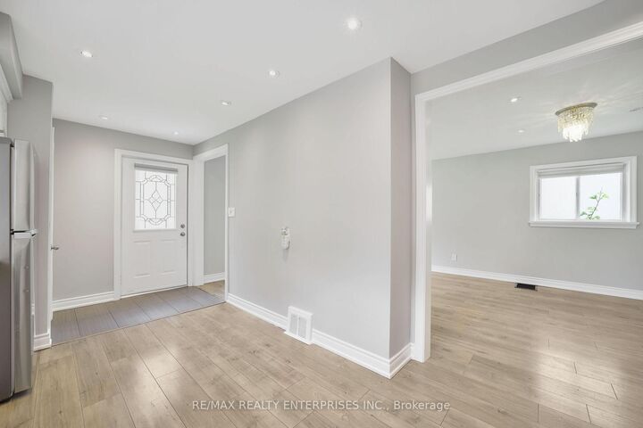 Property Photo: 15 Delroy Drive ON M8Y 1M8