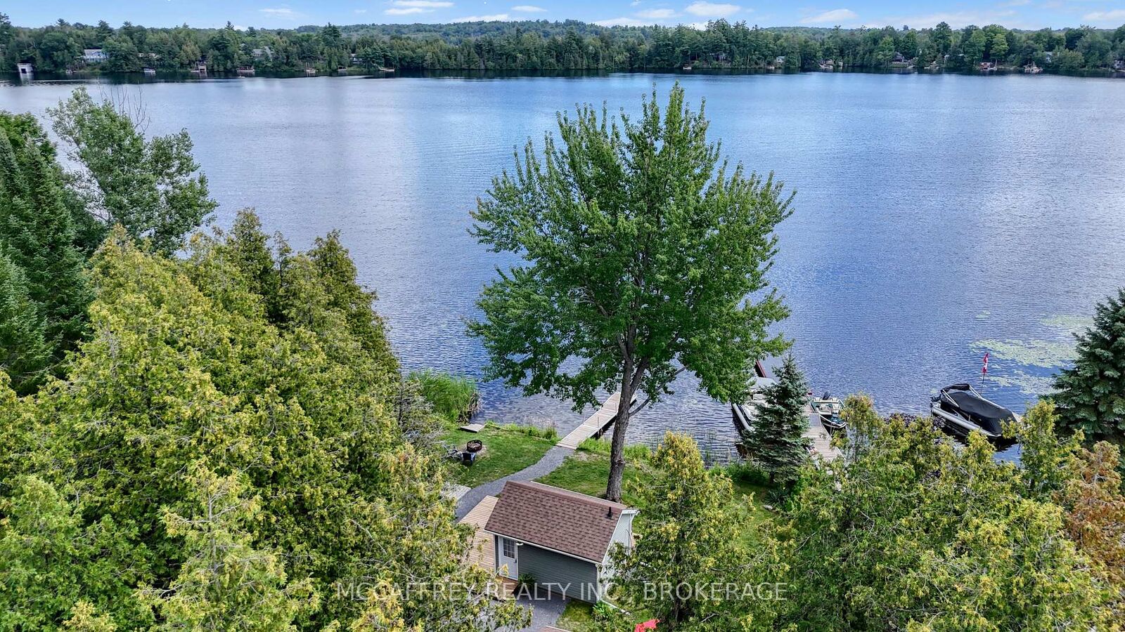 Property Photo: 154 A/B North Beaver Lake Road ON K0K 2A0