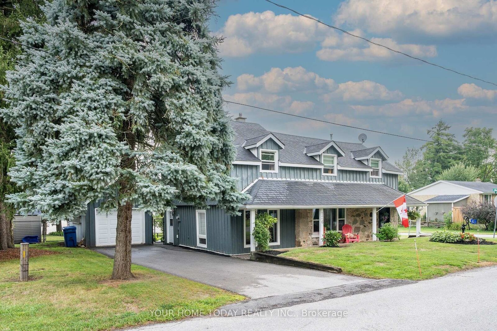 Property Photo:  126 Gzowski Street  ON N0B 2K0 