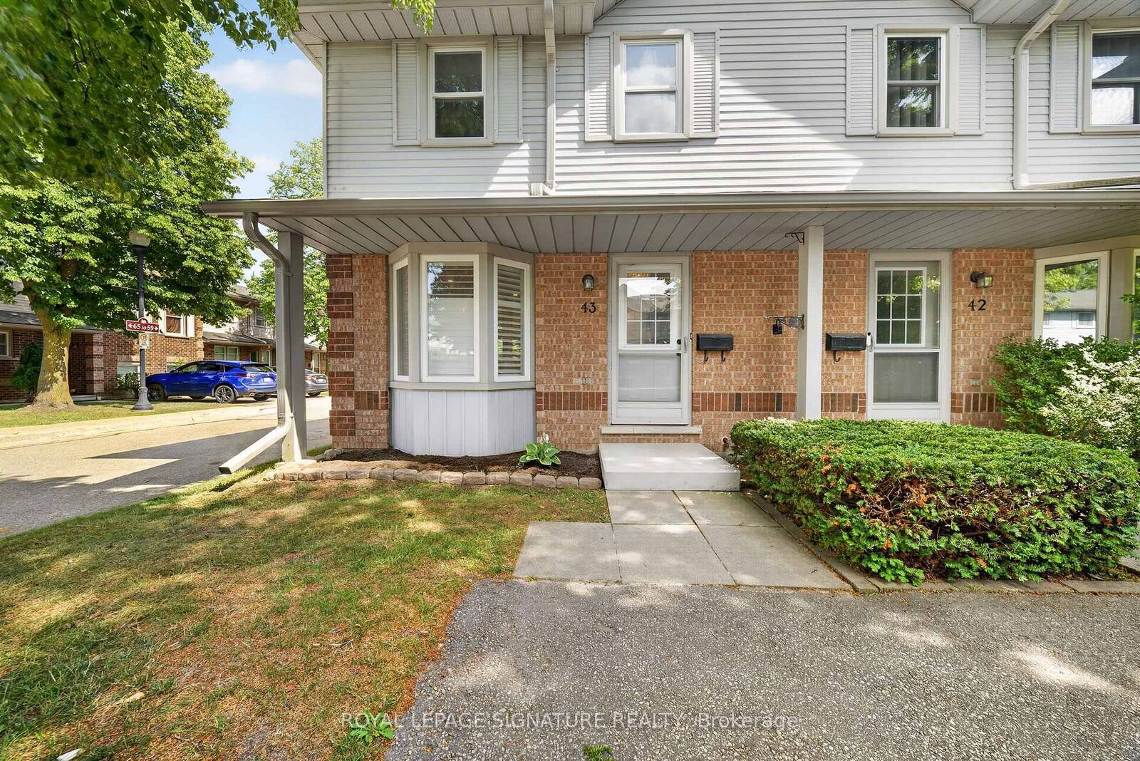Property Photo:  180 Marksam Road 43  ON N1H 8G5 