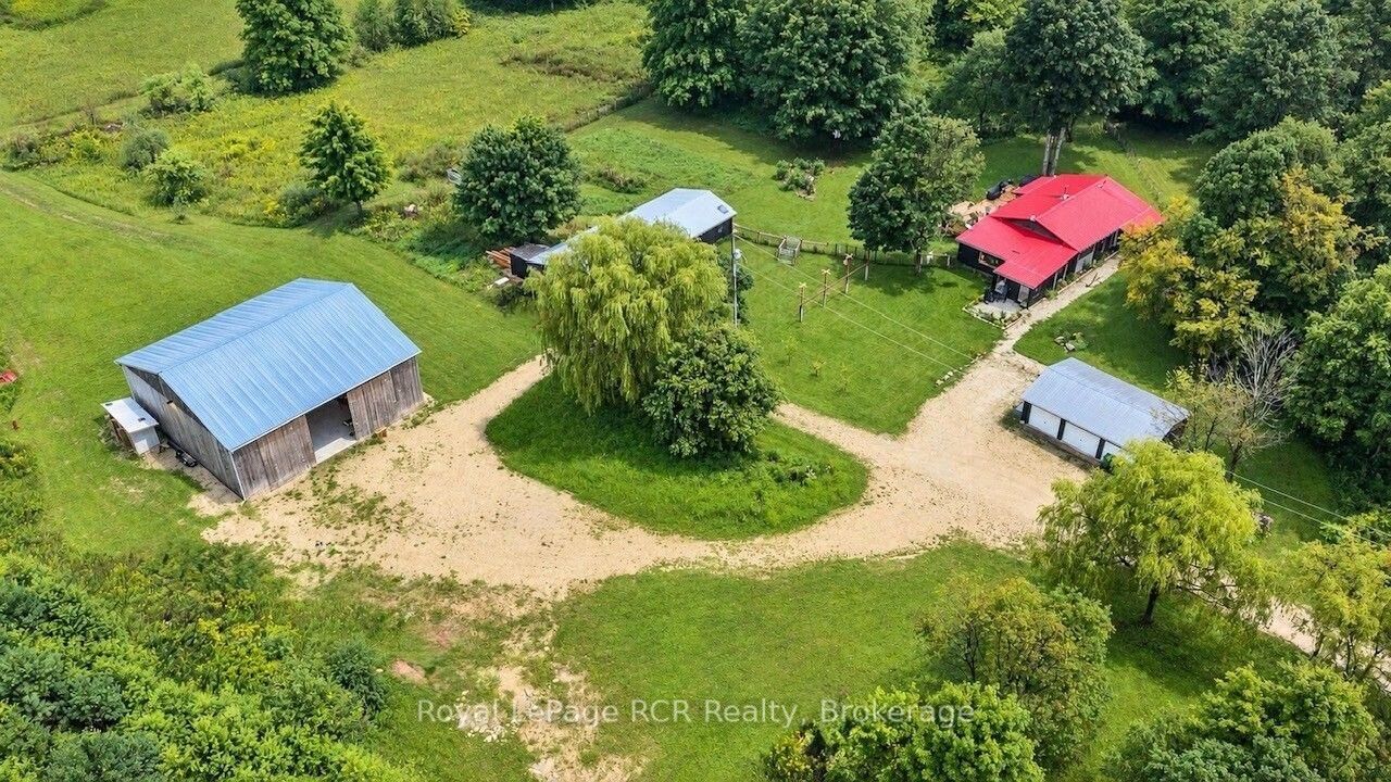 Property Photo:  585216 Sideroad 10A N/A  ON N0C 1H0 