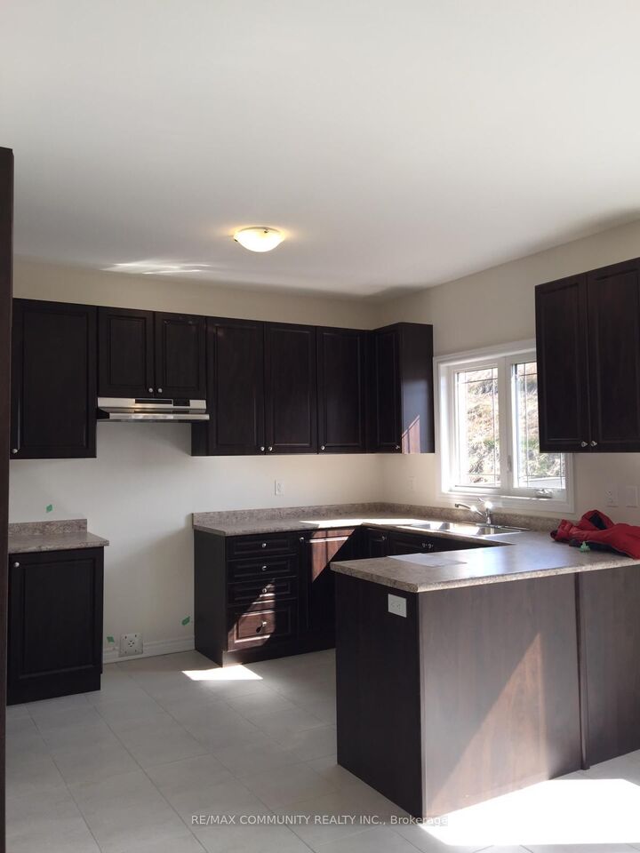 Property Photo:  9 Stoddart Street  ON L0K 1A0 