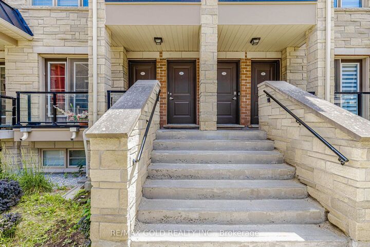 Property Photo:  200 Veterans Drive # 40  ON L7A 4S6 