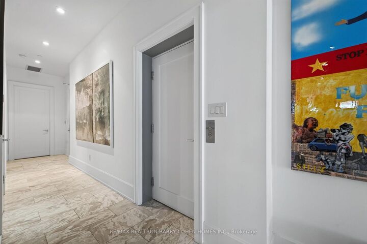 Property Photo:  36 Hazelton Avenue 2A  ON M5R 2E2 