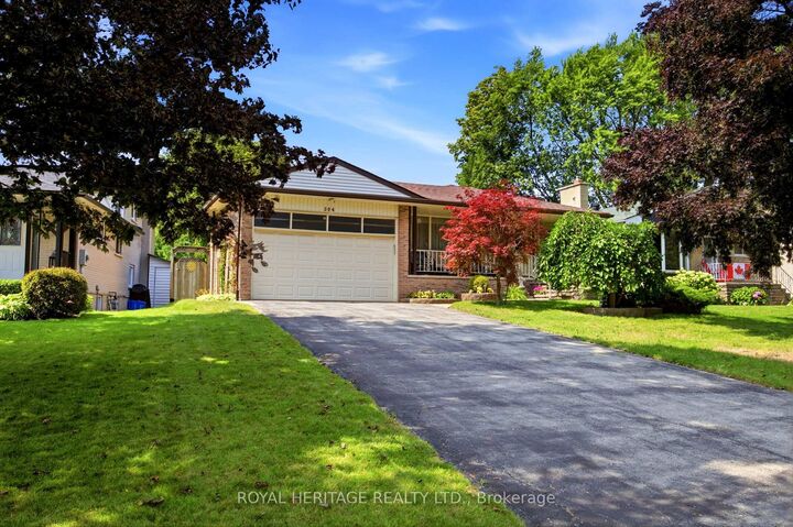 Property Photo:  394 Amstel Court  ON L1G 2J8 