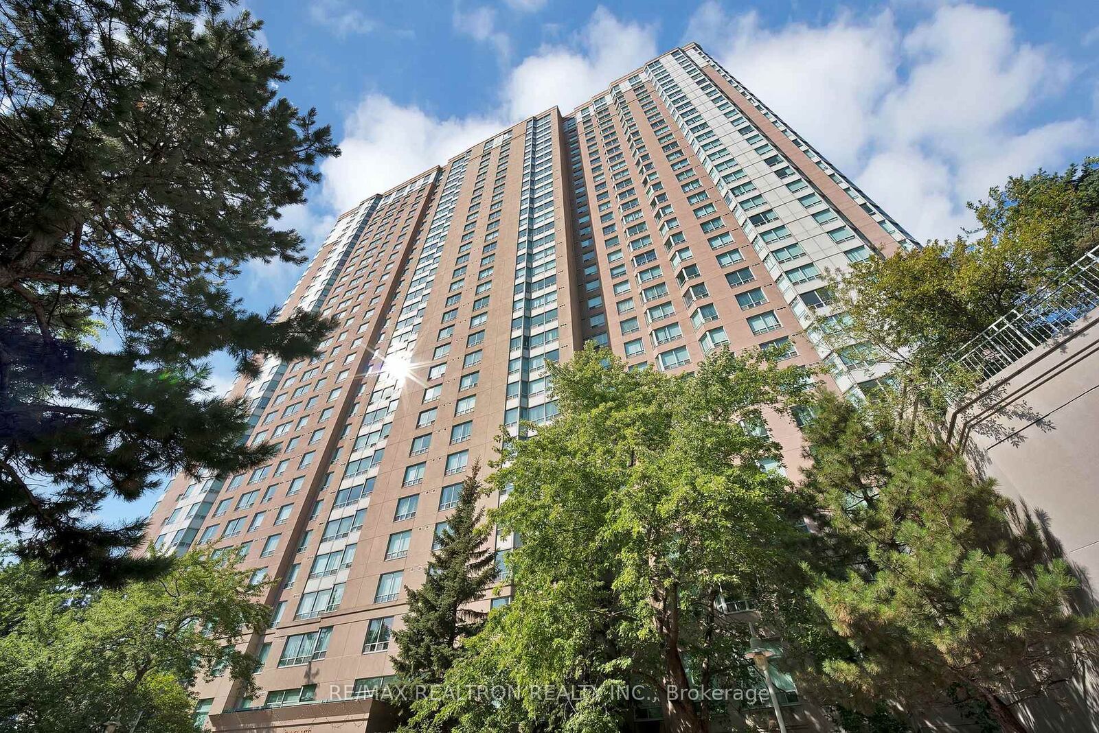 Property Photo:  68 Corporate Drive 738  ON M1H 3H3 