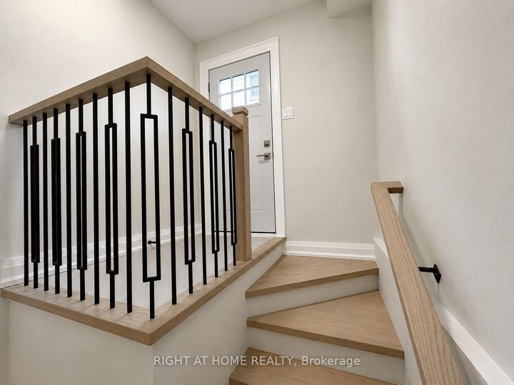 Property Photo:  78 Julia Street  ON L3T 4R9 