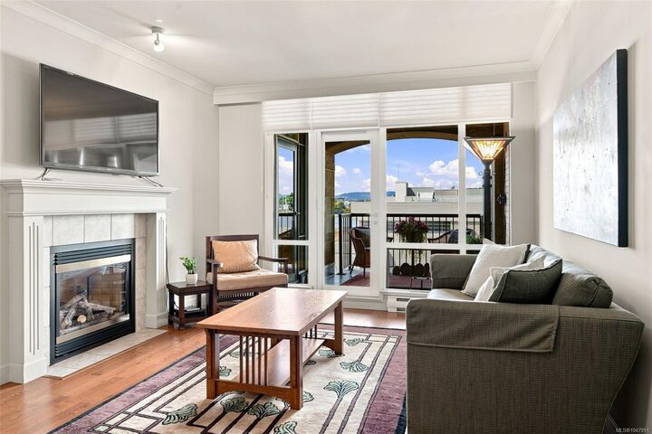 Property Photo:  21 Dallas Rd #414  BC V8V 4Z9 