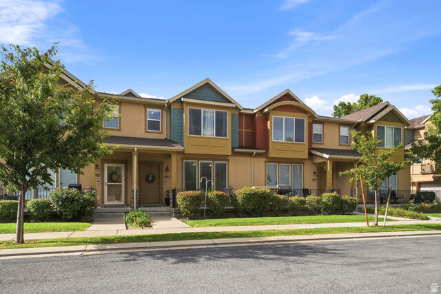 Property Photo: 897 W Waterside Dr UT 84025