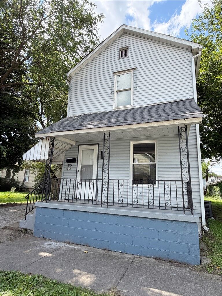 Property Photo:  1112 Pollock Ave  PA 16101 
