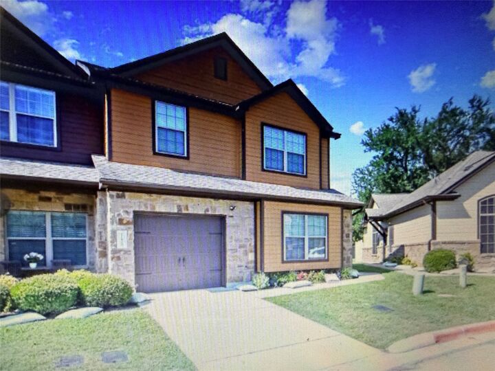 Property Photo:  11409 Lost Maples Trail 11409  TX 78748 