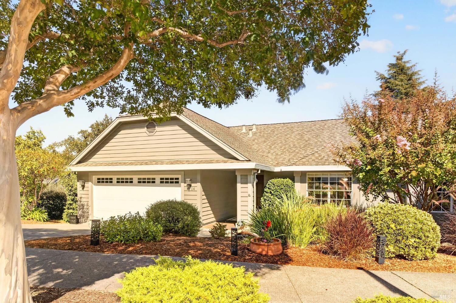 Property Photo:  14 Clement Court  CA 94558 
