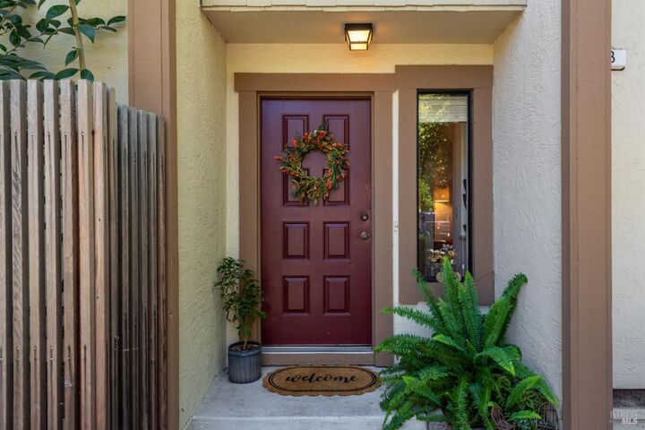 Property Photo:  88 Park Place Drive  CA 94954 