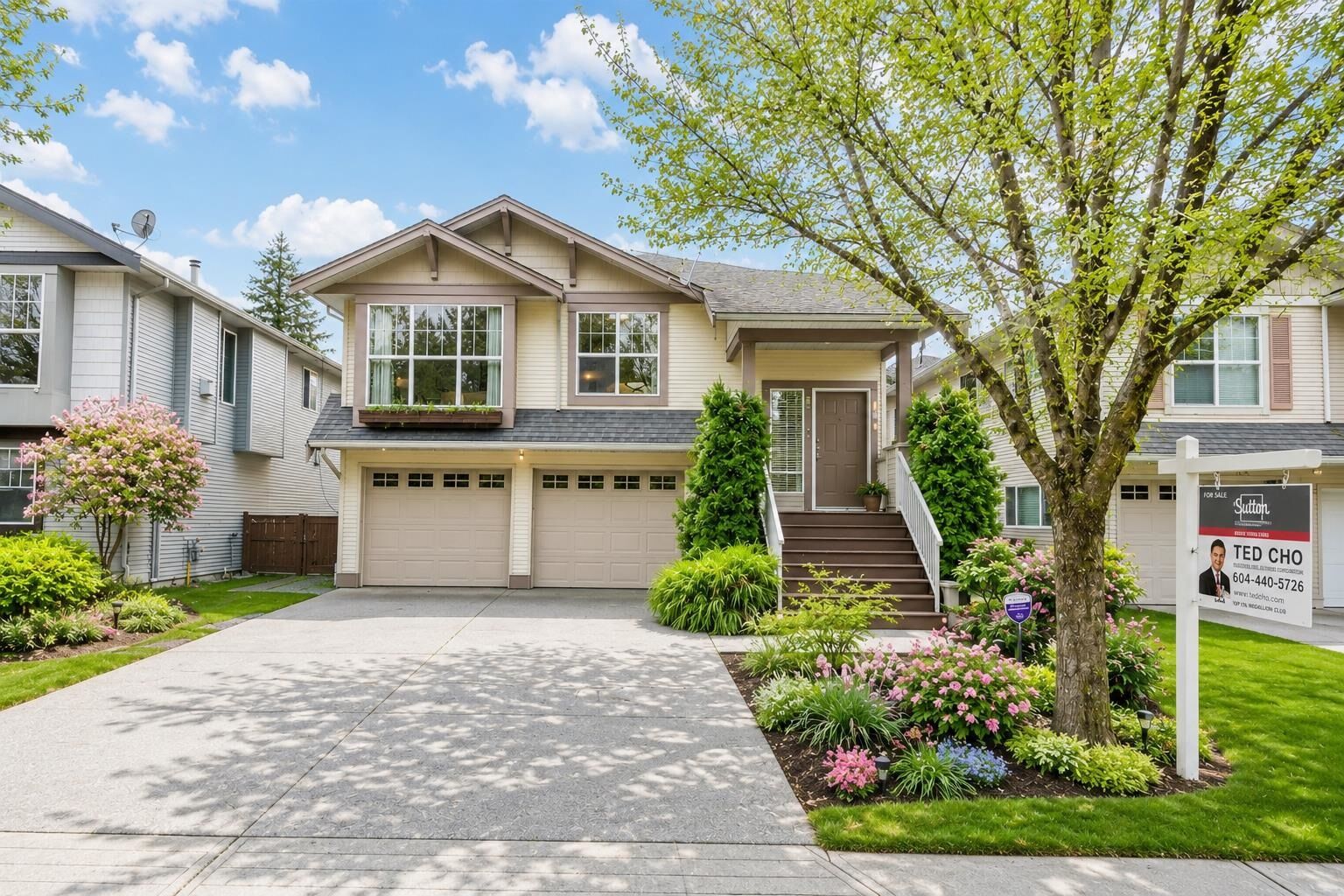 Property Photo:  11469 207 Street  BC V2X 1W9 