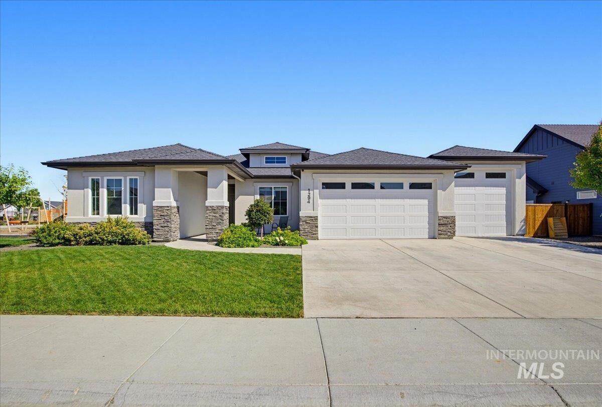 Property Photo: 1294 W Tenzing Ct ID 83686