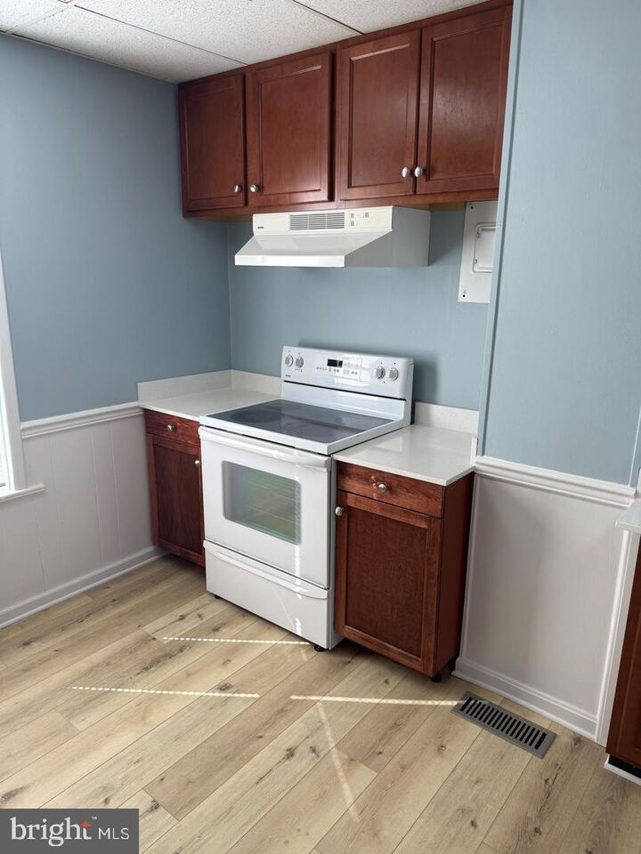 Property Photo: 301 Washington Street 1 MD 21613