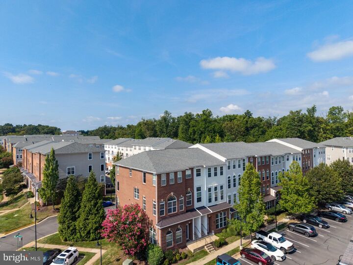 Property Photo:  6142 Aster Haven Circle  VA 20169 